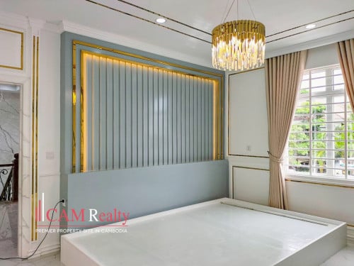 ផ្ទះវីឡាទោល សម្រាប់លក់ក្នុង បុរីអង្គរភ្នំពេញ