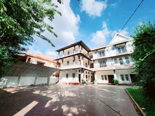 អាផាតមិនសម្រាលក់ក្នុងក្រុងសៀមរាប