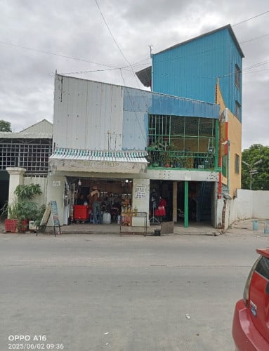 ផ្ទះលក់ប្រភេទផ្ទះអាជីវកម្ម