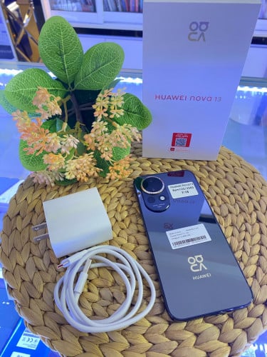 Huawei Nova13 (99%)