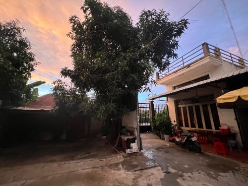 ដីល្អនៅក្បែរសាលាកសិកម្មចំការដូង តម្លៃចរចាបានបាទ🥰