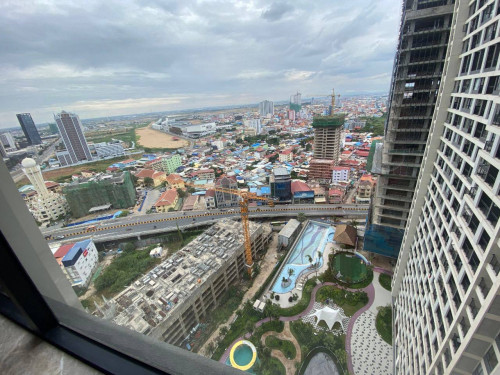 2bedroom for rent at the pinnacle 900$