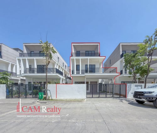 4 Bedrooms Villa Klem For Rent in Borey Chankiri Urbaland