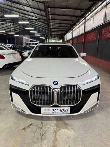 BMW 740i បង់រំលោះសុទ្ធ​ 100%