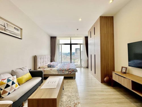 Cozy 1BR with Balcony for rent 💚