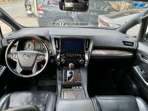 Alphard 2019 ហ្សីន១ជុំលក់បន្ទាន់ $63000