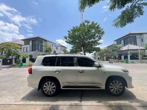 Land Cruiser 2011 up 2015