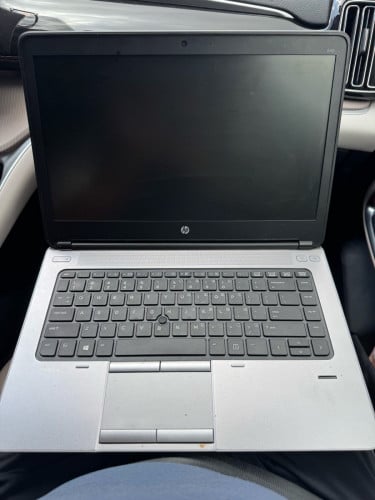 Laptop HP 8GB Core i5 CPU