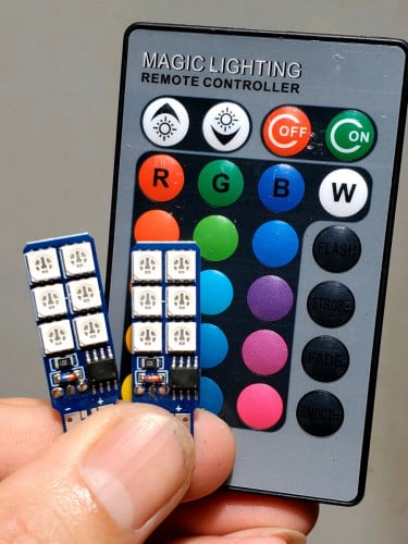 LED រន្ទះ ភ្លឺខ្លាំង មានតេលេ