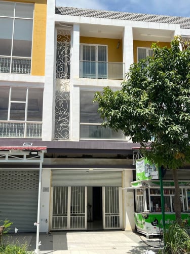 Shop house the flora 6A