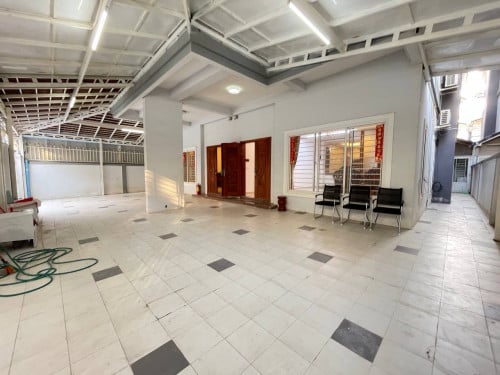 8 Bedroom | Villa For Rent in AEON2