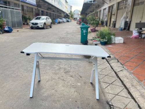 Desk 60*120cm price 35$