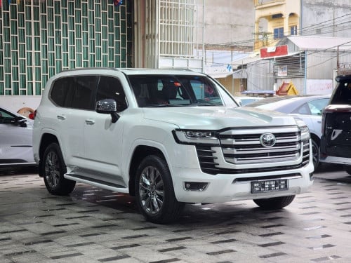 Toyota Land Cruiser 2022 VX.R Twin Turbo ឡានថ្មីខ្លាំ