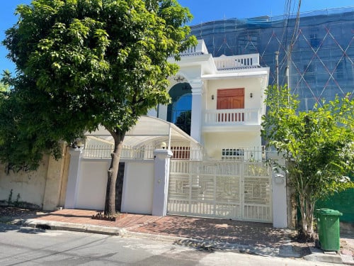 ផ្ទះវីឡាសម្រាប់ជួលនៅទួលគោក