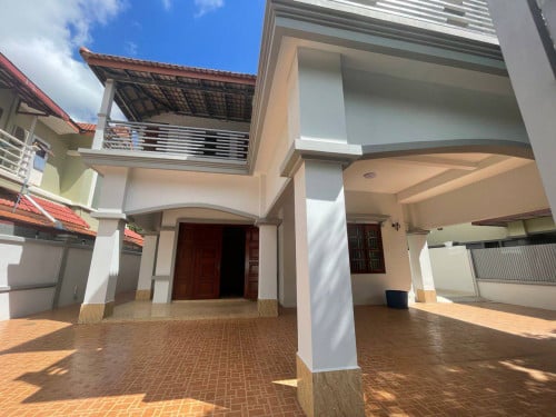 វីឡាទោលសម្រាប់ជួលនៅបុរី សាន់វ៉េ