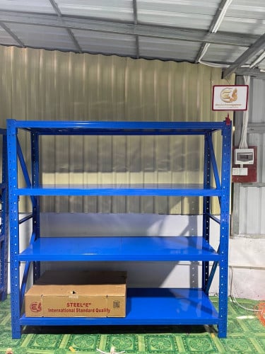 ធ្នើឃ្លាំង