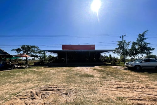 🏦Restaurant for Urgent Sale (Negotiable), ABA Loan Available.