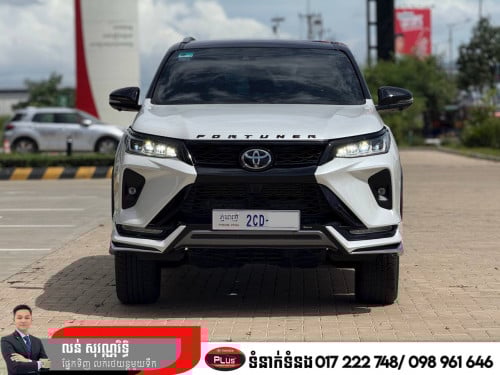 Toyota Fortuner Modellista 2025