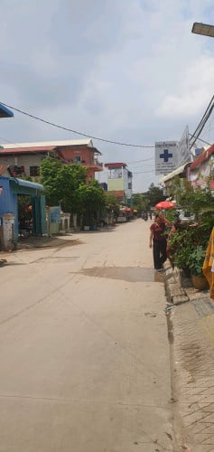 ដីលក់នៅជិតព្រលានយន្តហោះ