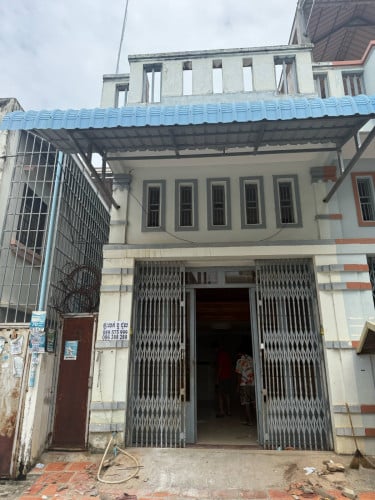 ផ្ទះដាក់ជួល 250 ដុល្លារ/ខែ ស្ថិតនៅបុរី ជ័យឧត្ដម សង្កាត់ព្រែកប្រា ខណ្ឌ ច្បារអំពៅ ភ្នំពេញ