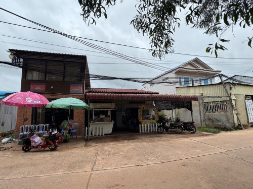 លក់ផ្ទះ&ដី > 🏘️លក់ផ្ទះមានក្បាល15.5ឞx19ឞ> មានហាងកាហ្វេ☕️> មាន2ល្វែង🏠