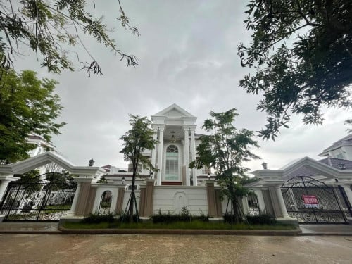 វីឡាឃីងសម្រាប់លក់ ឬ ជួល / king villa for sale or rent