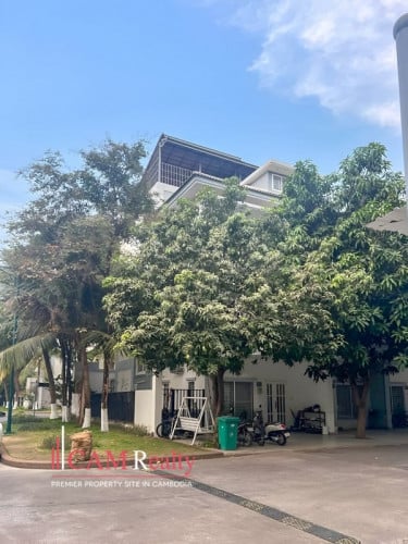 4 Bedrooms Corner Link Villa For Rent In Borey Peng Huoth The Star Premier