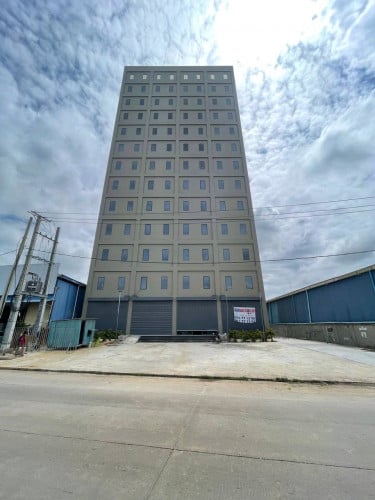 Building for Sale and Rent