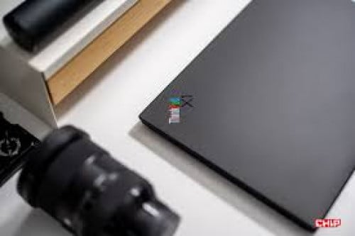 Lenovo ThinkPad X1 Carbon 30th anniversary edition i7-1260P Ram:32GB SSD: 2T 14" 4K OLED Touch
