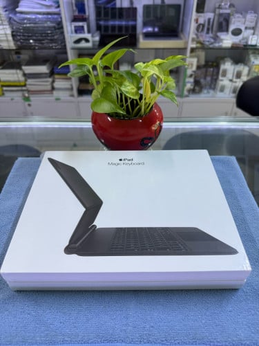 Magic Keyboard 11” M1