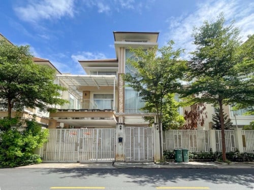 Queen Villa for rent at borey Orkide 2004