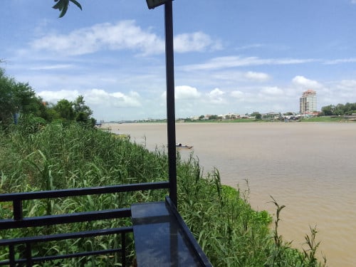The river land for sale : 15m x 150m ដីទន្លេសំរាប់លក់ទល់មុខកោះអណ្លង់ចិន