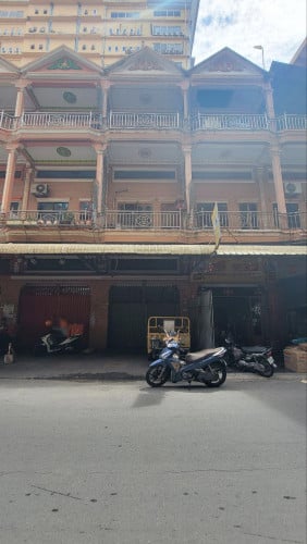 ផ្ទះល្វែង ១ ជាន់ សម្រាប់ជួល ជិតបុរីកីឡា | Shophouse for Rent near Borey Kila
