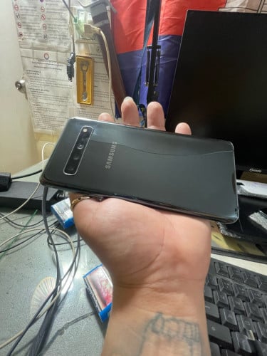 S10 5g / ram8g / 256g / Korea sim 1 / សុំណុំហ្សុីនទាំងអស់ លក់តំលៃក្រោមទីផ្សារនៅកម្ពុជា 125$ ដាច់