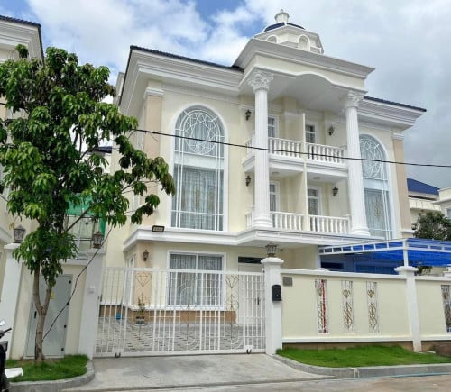 The Villa Twin for sale at Borey Blue Daimond