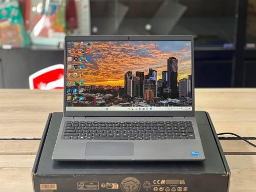 Dell Latitude 3540 I5-16G-512G New