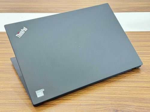 Lenovo ThinkPad T14 @