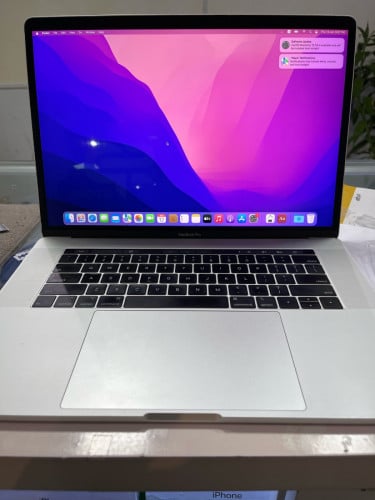 macbook pro 2019 15"/i9/16/512G