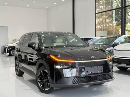 Toyota BZ3X 610Max🏎️(2025) ទើបមកដល់ថ្មីជាមួយក្រុមហ៊ុនLT Auto