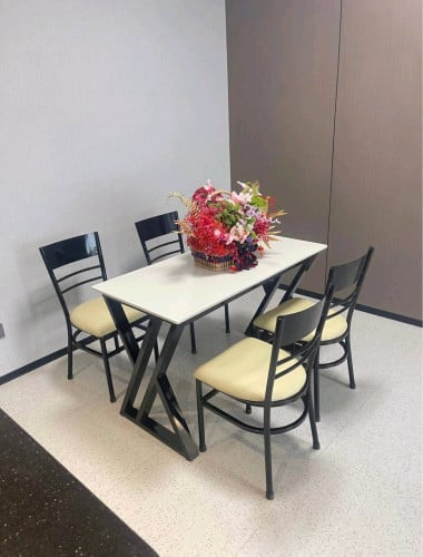 ឈុតតុបាយ