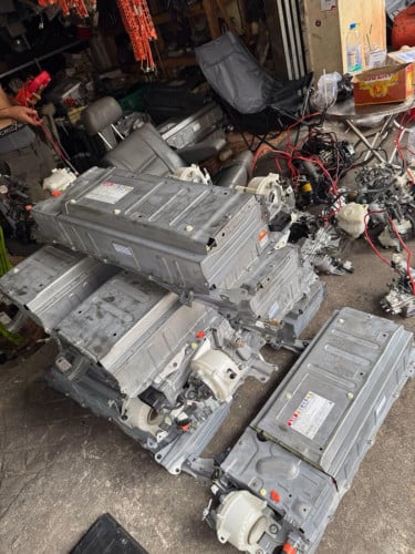 អាគុយព្រុសគ្រប់សេរី