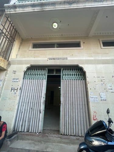 ផ្ទះសម្រាប់ស្នាក់នៅ លើផ្លូវ៣៣៦ បឹងសាឡាង