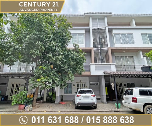 🏘 វីឡាកូនកាត់ ខាង (LC2) ក្នុងបុរី ប៉េងហួតបឹងស្នោ ត្រូវការលក់បន្ទាន់ខ្លាំង