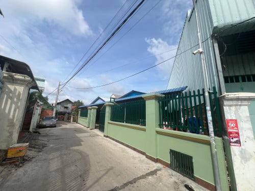 ផ្ទះផ្ទាល់ខ្លួន​ លក់បន្ទាន់!