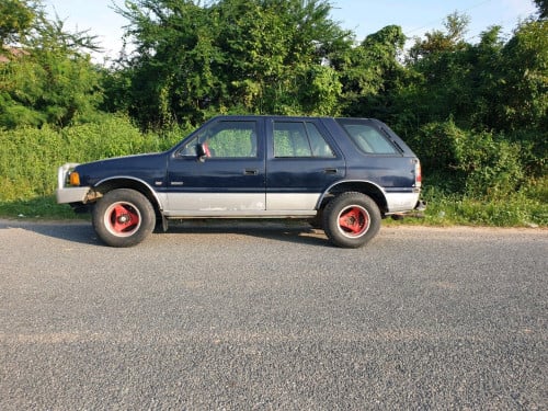 លក់Isuzu Rodeo sport