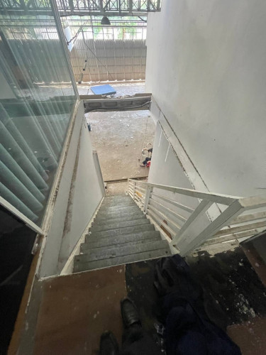ដីនឹងឃ្លាំសម្រាប់ជួល | Land & Warehouse for rent (ទីតាំងផ្សារដេីមថ្កូវ)