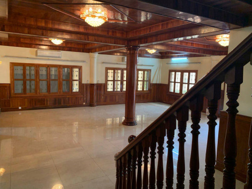 វីឡាសម្រាប់ជួល | Villa for rent (In BKK1)
