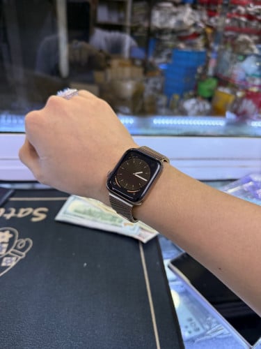 Apple Watch S5 Size 44mm￼ Stainless steel&ce￼ramic case របសកំរជួប Price ធានាថ្មី កាន100%