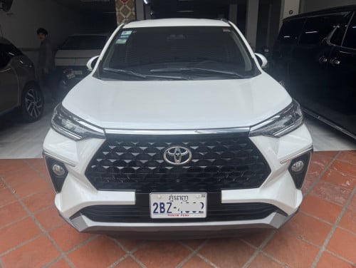 Toyota veloz 2024 ហ្សុីនមួយជុំ 16000km