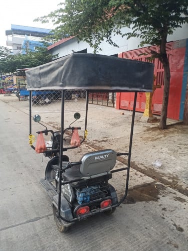 កង់បីអាគុយ electric tricycle